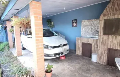 Casa térrea com 3 quartos e 2 vagas de garagem  no cinco colônias em canoas