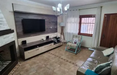 Casa de 3 quartos | uma suíte | 3 banheiros | vaga/box coberta |  semi mobiliada | canoas | bairro são josé
