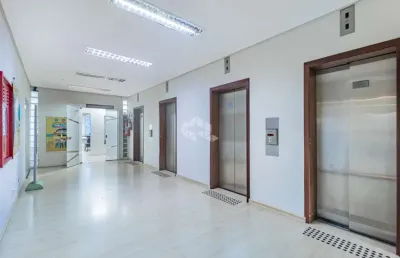 Explore o potencial de investimento: laje corporativa de prestígio no centro histórico!