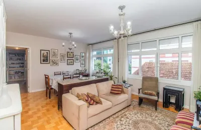 Luz natural, elegância e tranquilidade ? viva em um apartamento que é puro equilíbrio entre conforto e estilo