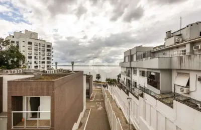 Casa em condomínio 3 dormitórios, 2 suítes, 3 vagas na avenida padre cacique, praia de belas - porto alegre