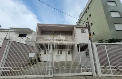 Casa, 4 dormitórios, 8 vagas no bairro jardim são pedro zona norte de porto alegre-rs