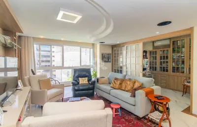 Apartamento com 102m² e 3 dormitórios, 1 suíte, 3 vagas no bairro auxiliadora em porto alegre