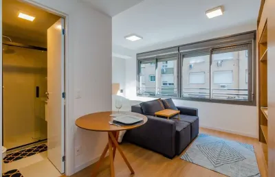 Apartamento 1 dormitório, 27m2, vaga, no centro histórico em porto alegre.