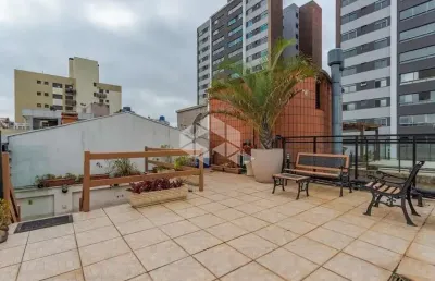 Cobertura à venda em petrópolis com 206 m², 3 quartos, 1 suíte, 2 vagas