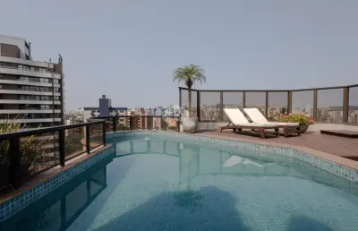 Cobertura 594m²  com 4 dormitóris 5 vagas  frente praça no bela vista