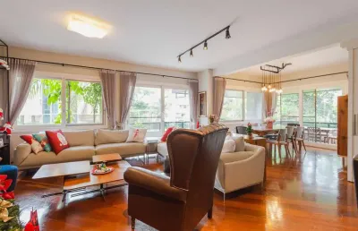 Apartamento de 190 m2 privativos na nilo pecanha com 3 dormitorios e 3 vagas