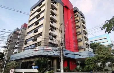 Sala comercial à venda na Avenida Carlos Gomes, 1610, Três Figueiras, Porto Alegre