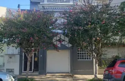 Casa com 3 quartos à venda na Rua Liberdade, 57, Rio Branco, Porto Alegre