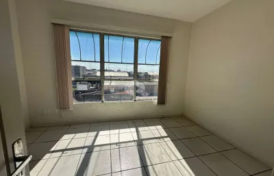 Sala comercial à venda na Avenida Presidente Franklin Roosevelt, 929, Navegantes, Porto Alegre