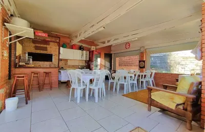 Casa com 2 quartos à venda na Rua Podalírio João da Rocha, 56, Jardim Carvalho, Porto Alegre