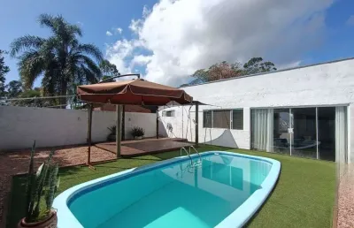 Casa em condomínio com 4 dormitórios, 3 suítes, 4 vagas, piscina - águas claras