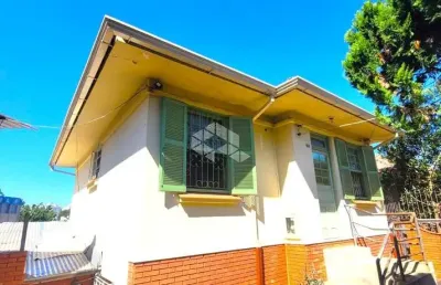Casa com 3 quartos à venda na Rua Rio Pardo, 322, Passo da Areia, Porto Alegre