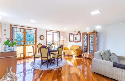 Casa 02 quartos com 05 vagas -teresópolis -porto alegre