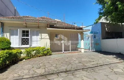 Casa comercial no bairro passo dareia em porto alegre