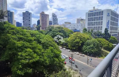 Excelente apartamento de três dormitórios no centro historico