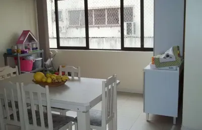 Apartamento 2 quartos com suíte, com banheira,  churrasqueira, elevador e vaga passo d'areia