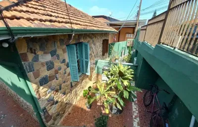 Casa a venda com 5 dormitorios no bairro de santa teresinha.