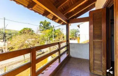 Casa com 3 quartos à venda na Rua Octávio de Souza, 1005, Teresópolis, Porto Alegre