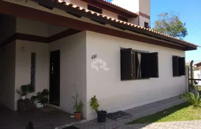 Casa sobrado à venda - 151 m² - praia de capão novo village