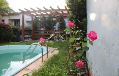 Sobrado 4 quartos,172m²,  3 vagas de garagem e piscina no bairro estância velha  - canoas