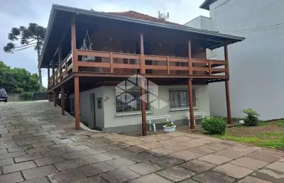 Casa com 6 quartos à venda na Borges De Medeiros, 276, Pio X, Farroupilha