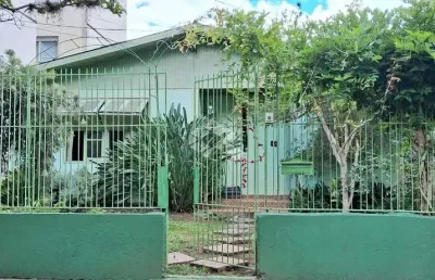 Casa com 3 quartos à venda na Rua Mariana Prezzi, 76, Pio X, Caxias do Sul