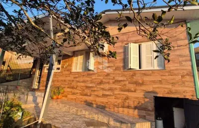 Casa com 105m2 localizada no bairro primeiro de maio em farroupilha rs