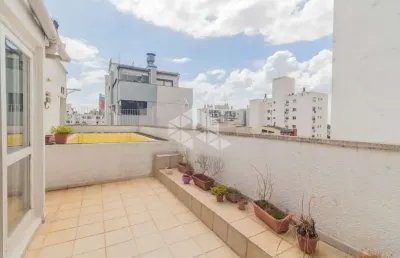Cobertura à venda com 3 dormitórios sendo 1 suíte, 1 vaga de garagem e piscina no passo da areia - porto alegre/rs