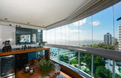 Apartamento exclusivo de alto luxo na beira-mar norte em florianópolis!