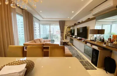 Apartamento mobiliado com 3 dormitórios, sendo 1 suíte, 3 vagas - centro - florianópolis