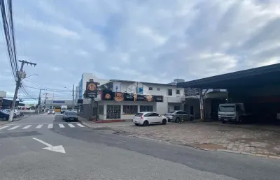 Terreno de 334m² em localização privilegiada no campinas são josé