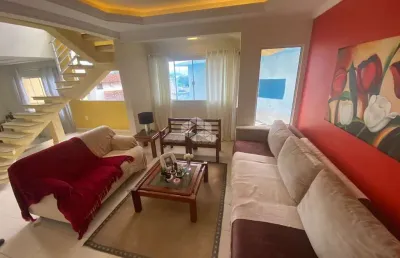 Casa residencial com 4 dormitórios, sendo 2 suítes, 280 m² e 2 vagas de garagem. - centro - florianópolis/sc