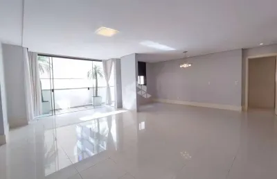 Apartamento garden semimobiliado com 3 suítes no centro de florianópolis/sc