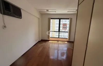 Sala comercial no centro de florianópolis com localização privilegiada