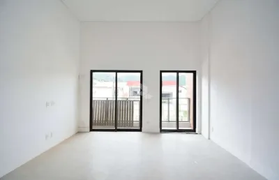 Loft no saco grande com ótima localização em florianópolis/sc