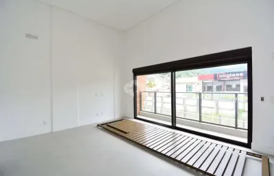 Loft no saco grande com ótima localização em florianópolis/sc