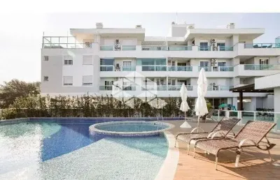 Apartamento semimobiliado 2 quartos sendo 1 suíte e 1 vaga de garagem no bairro joão paulo em florianópolis /sc