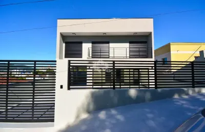 Casa com 3 suítes e vista panorâmica na trindade em florianópolis