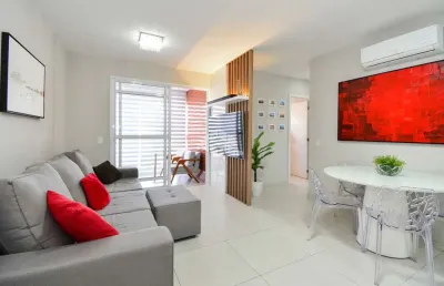 Apartamento semimobiliado com vista panorâmica na agronômica com 3 quartos sendo 1 suíte e 1 vaga de garagem