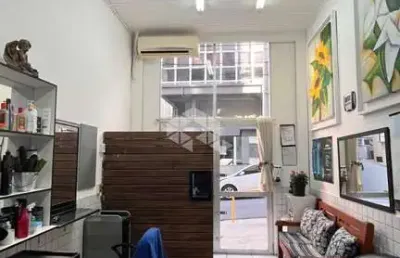 Sala ampla com ar condicionado copa e lavabo no centro de florianópolis pronta para o seu negócio