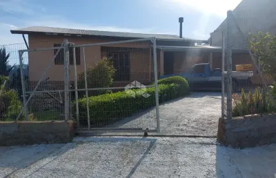 Casa com 3 quartos à venda na Luiz Carraro, 364, Santa Terezinha, Garibaldi