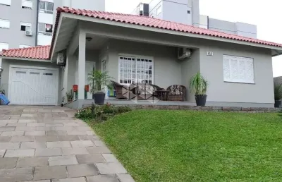 Casa com 3 quartos à venda na Pedro Cattani, 168, Santa Terezinha, Garibaldi