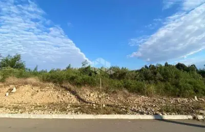 Terreno localizado no loteamento spader em garibaldi