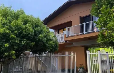 Belíssima casa mobiliada à venda no bairro navegantes, carlos barbosa