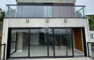Casa com 3 quartos à venda na Eca De Queiróz, 12, Garibaldina, Garibaldi