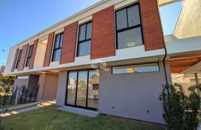 Casa/sobrado com 03 quartos/dormitórios, 02 vagas e 89m² no bairro campo duna em garopaba.