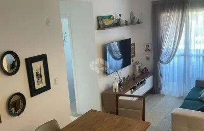 Apartamento com 2 dormitórios, com 1 vaga e 61,65 m² privativos próximo a surfland