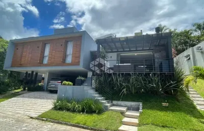 Casa à venda com 3 dormitórios, 2 vagas, 388 m², no condomínio mar azul, bairro morrinhos em garopaba sc