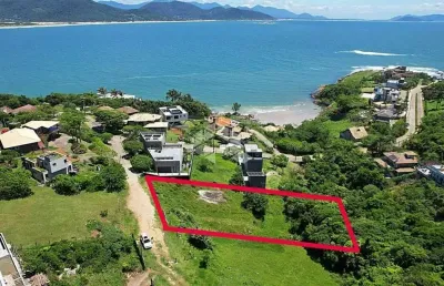 Terreno à venda na ponta da vigia com vista para o mar em garopaba sc com 1.370m²